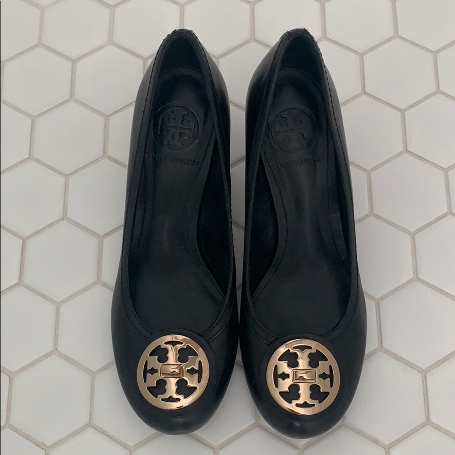 Tory Burch Heels With Gold Logo